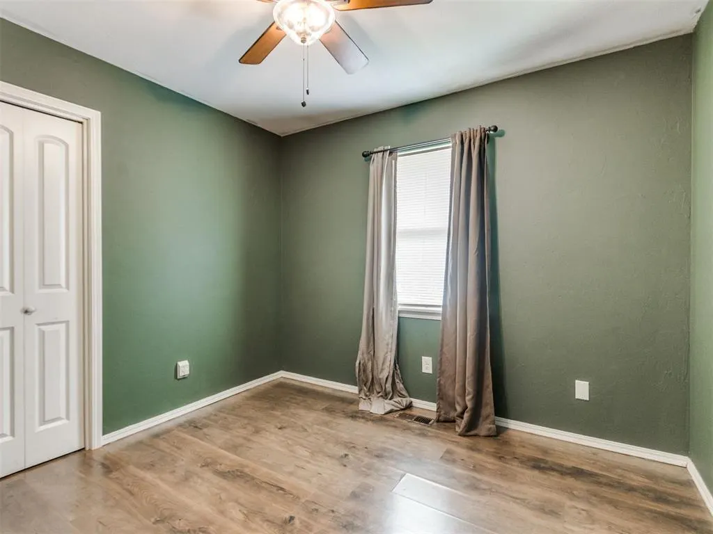 Photo 28 — 1129 Hawthorne Drive, Oklahoma City, OK 73110
