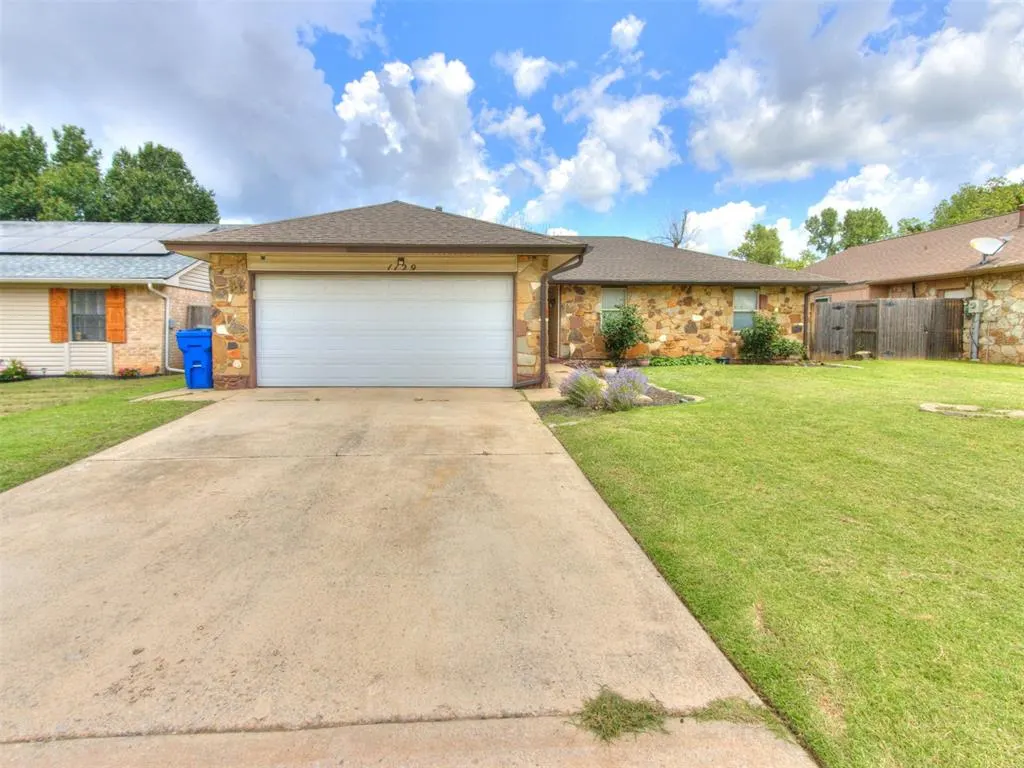 Photo 43 — 1129 Hawthorne Drive, Oklahoma City, OK 73110
