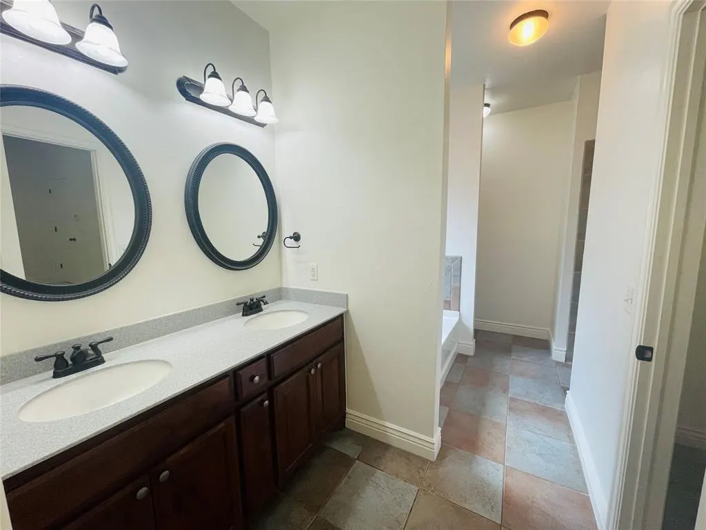 Photo 16 — 5113 SW 126th Street, Oklahoma City, OK 73173