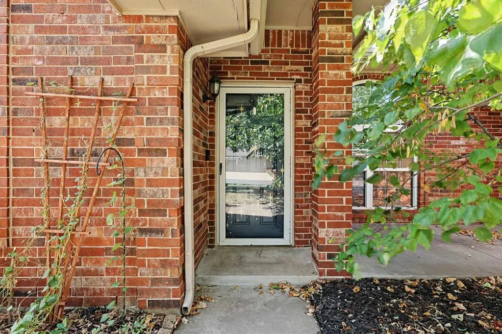 Photo 3 — 11632 SW 11th Street, Yukon, OK 73099