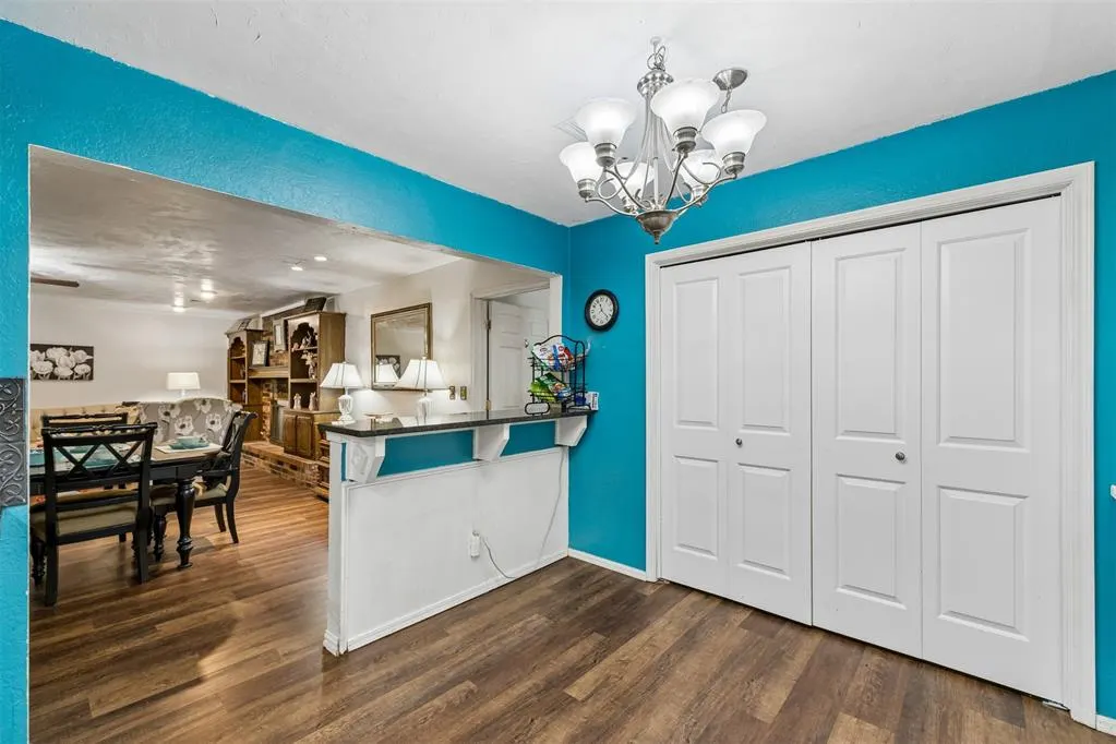 Photo 17 — 9809 S Country Club Drive, Oklahoma City, OK 73159
