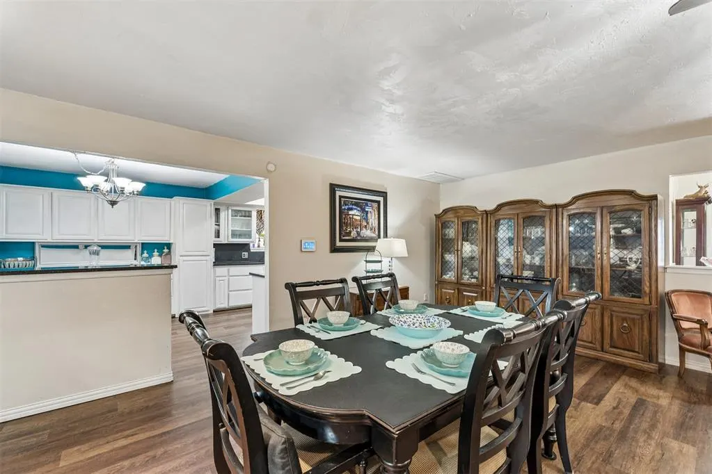 Photo 5 — 9809 S Country Club Drive, Oklahoma City, OK 73159