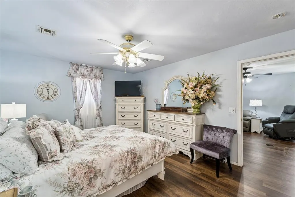 Photo 31 — 9809 S Country Club Drive, Oklahoma City, OK 73159