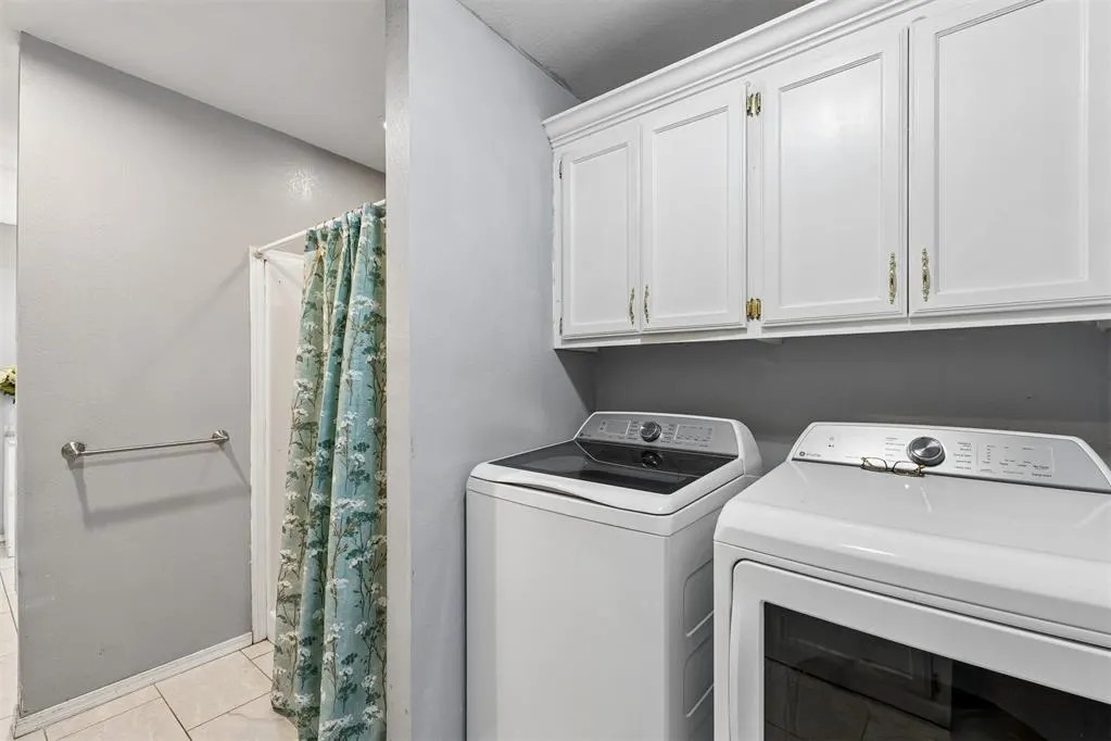 Photo 13 — 9809 S Country Club Drive, Oklahoma City, OK 73159