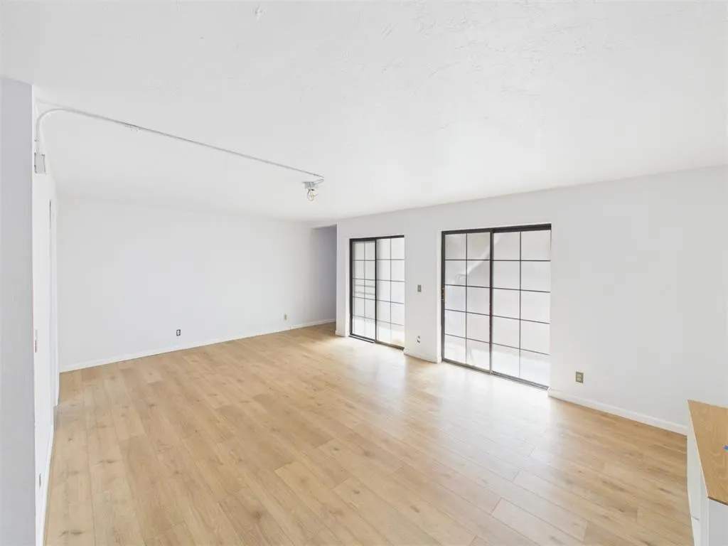 Photo 4 — 11130 Stratford Drive 325, Oklahoma City, OK 73120