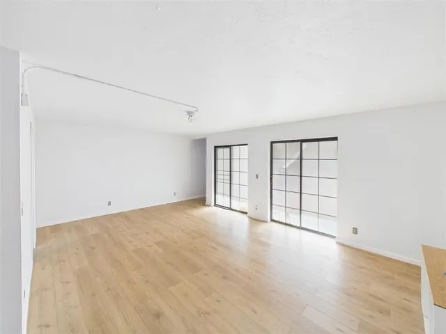Photo 4 — 11130 Stratford Drive 325, Oklahoma City, OK 73120