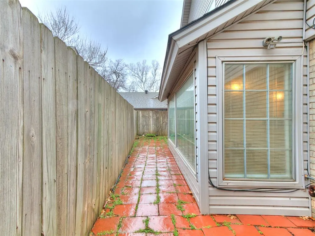 Photo 41 — 2633 N Sterling Avenue, Oklahoma City, OK 73127