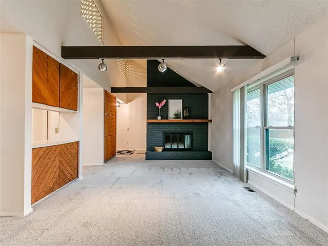 Photo 7 — 2633 N Sterling Avenue, Oklahoma City, OK 73127
