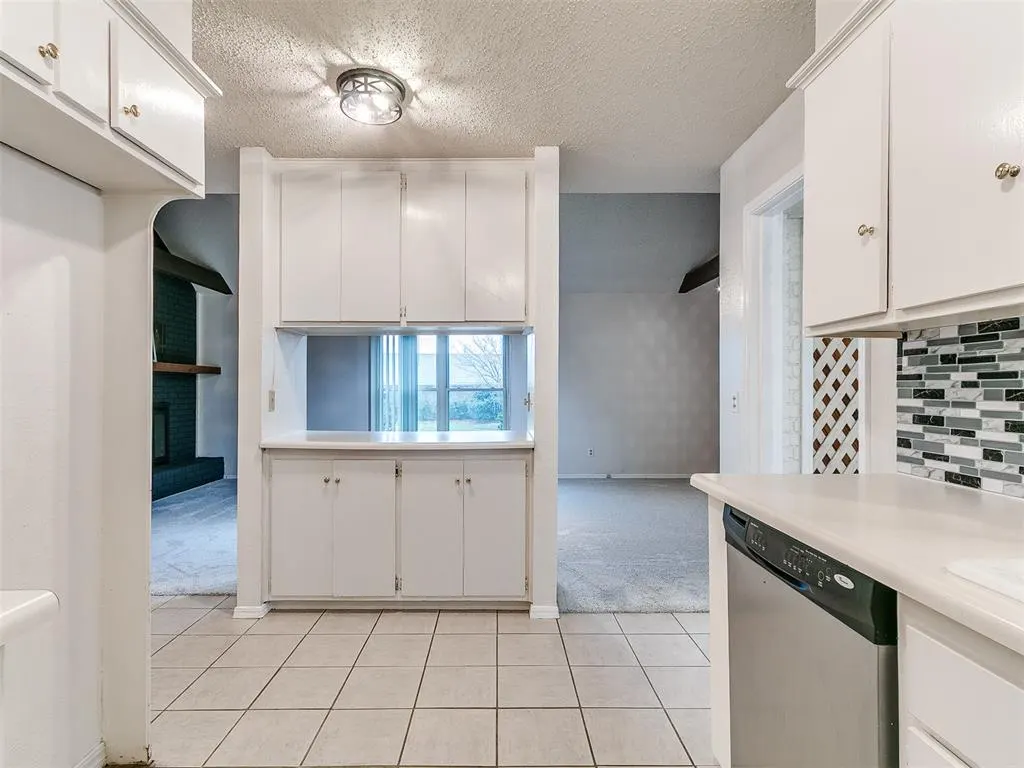 Photo 17 — 2633 N Sterling Avenue, Oklahoma City, OK 73127