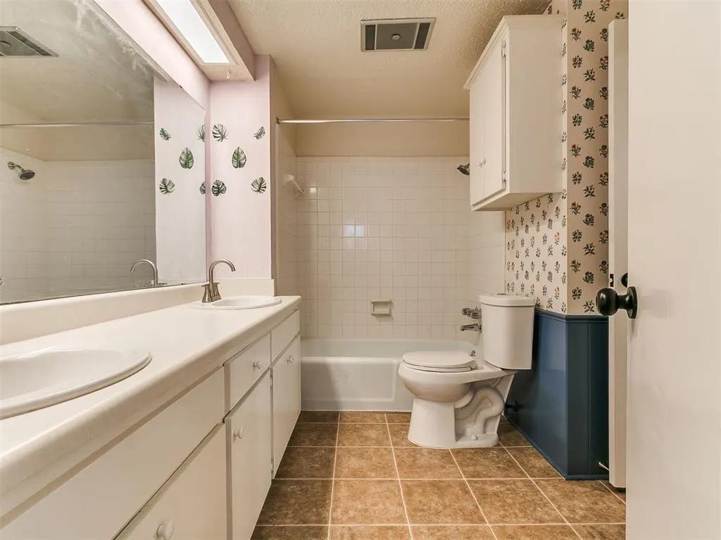 Photo 30 — 2633 N Sterling Avenue, Oklahoma City, OK 73127