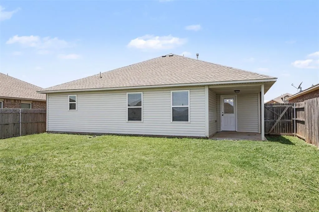 Photo 15 — 4404 Windgate West Road, Oklahoma City, OK 73179