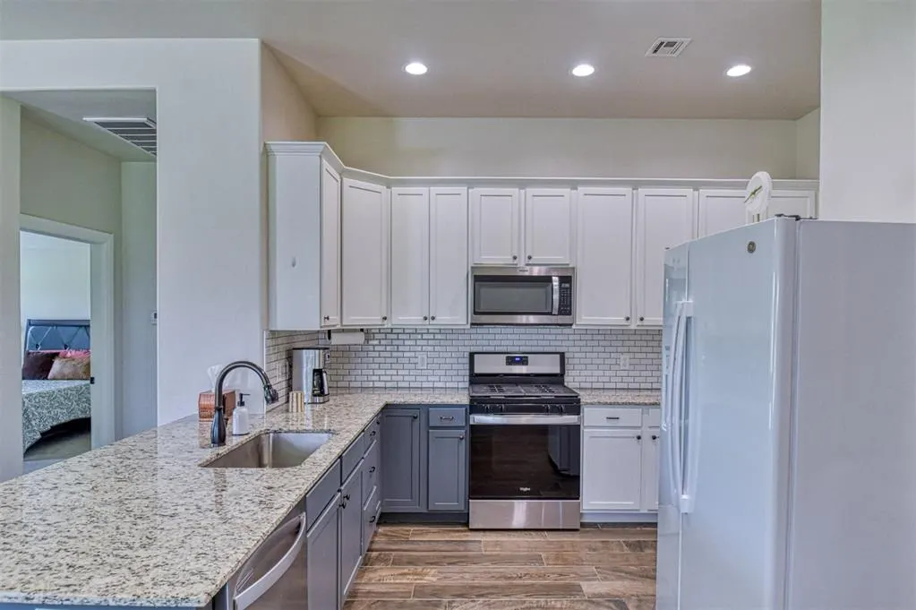 Photo 15 — 3713 King Arthur Court, Newcastle, OK 73065