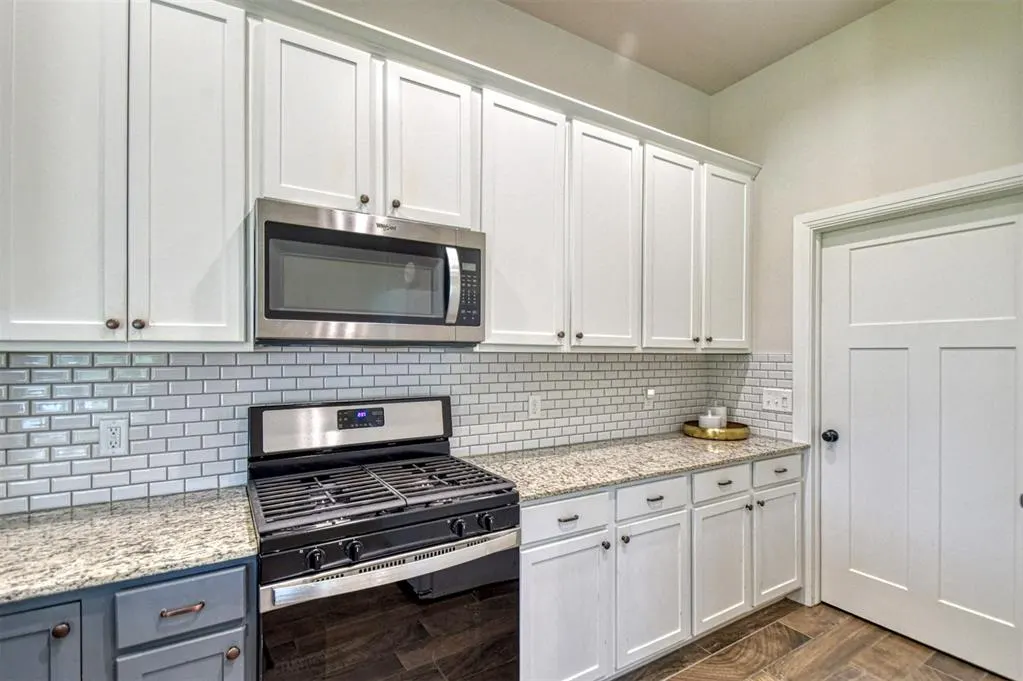Photo 17 — 3713 King Arthur Court, Newcastle, OK 73065