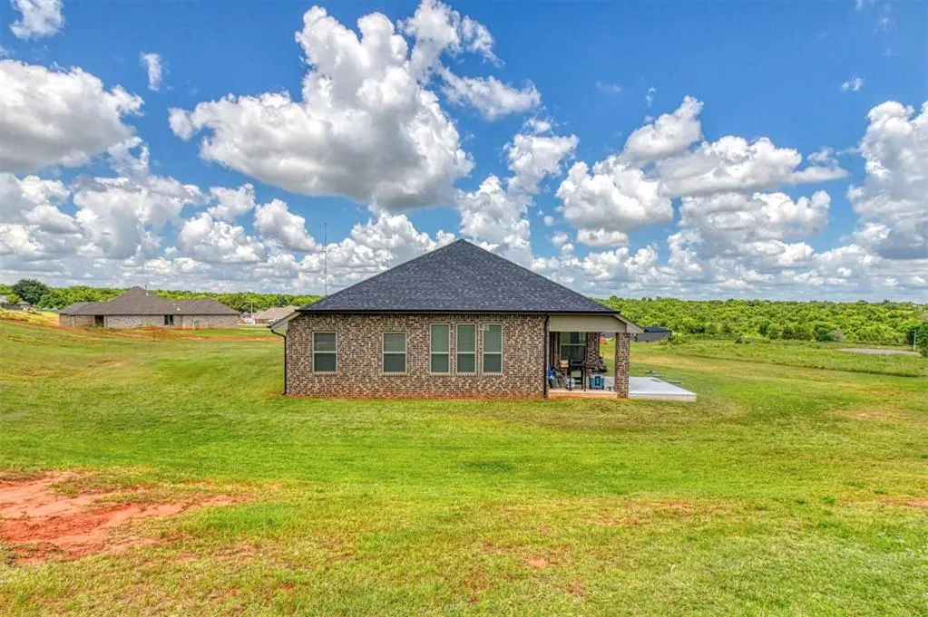 Photo 38 — 3713 King Arthur Court, Newcastle, OK 73065