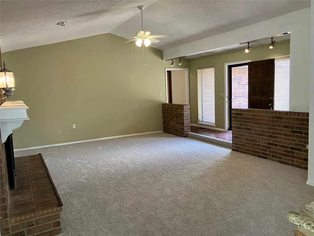 Photo 4 — 1315 Saint Mathews Drive, Midwest City, OK 73110