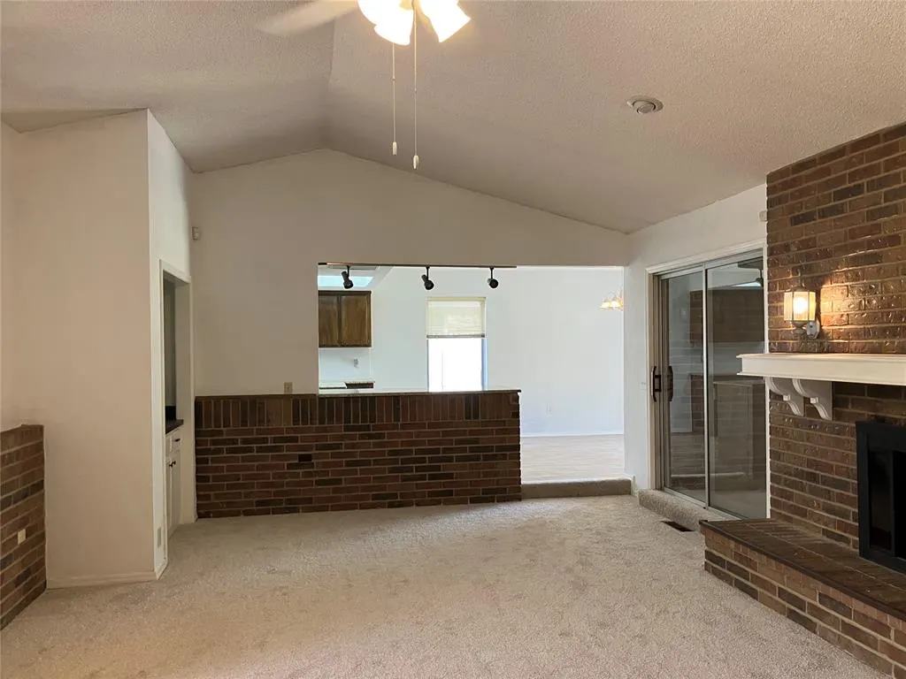 Photo 8 — 1315 Saint Mathews Drive, Midwest City, OK 73110