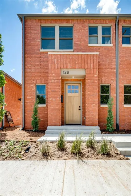 Photo 2 — 128 NW 28th Street, Oklahoma City, OK 73103
