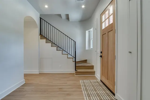 Photo 4 — 128 NW 28th Street, Oklahoma City, OK 73103