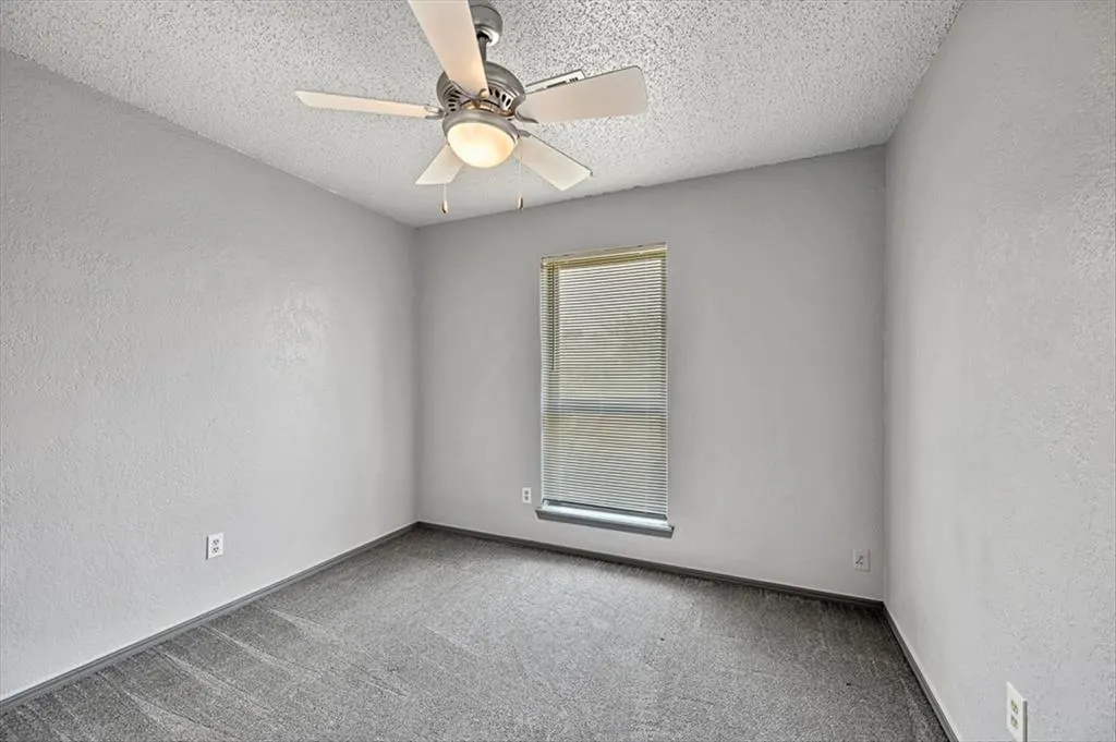 Photo 27 — 813 Wandering Way, Oklahoma City, OK 73170