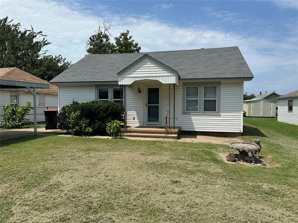 Front exterior — 509 Delaware Street, Jones, OK 73049