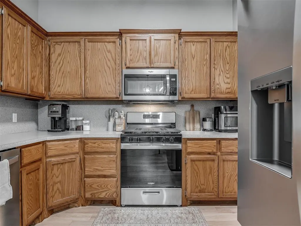 Photo 10 — 823 Olde Town Drive, Piedmont, OK 73078