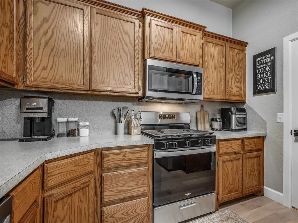 Photo 12 — 823 Olde Town Drive, Piedmont, OK 73078