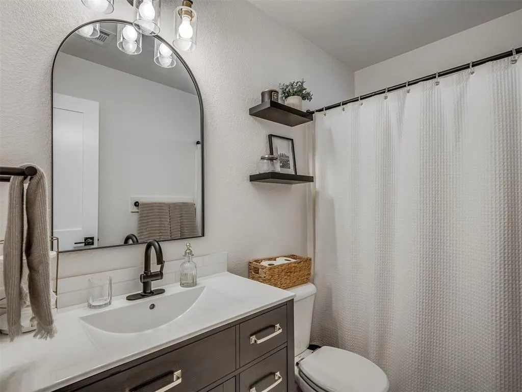 Photo 30 — 823 Olde Town Drive, Piedmont, OK 73078