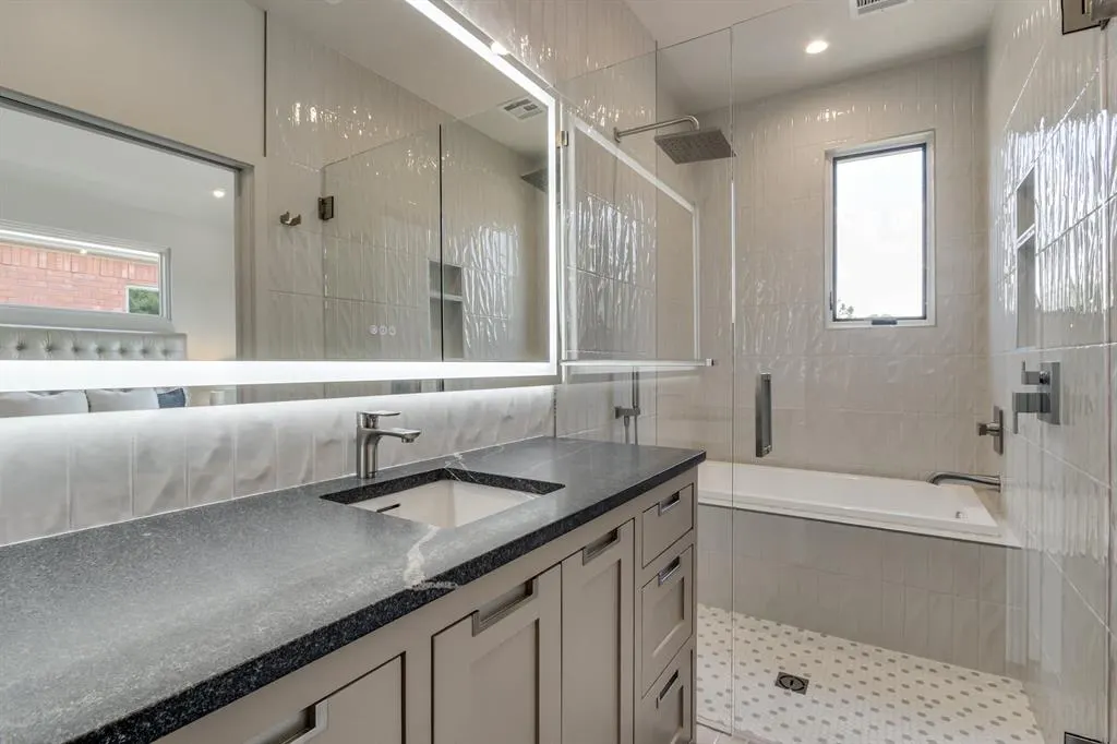 Photo 32 — 130 NW 28th Street, Oklahoma City, OK 73103