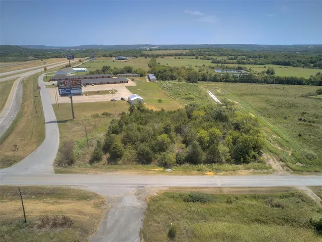 Photo 2 — 0000 Bryant at Leonard, Henryetta, OK 74437