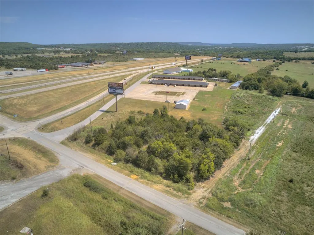 Photo 3 — 0000 Bryant at Leonard, Henryetta, OK 74437
