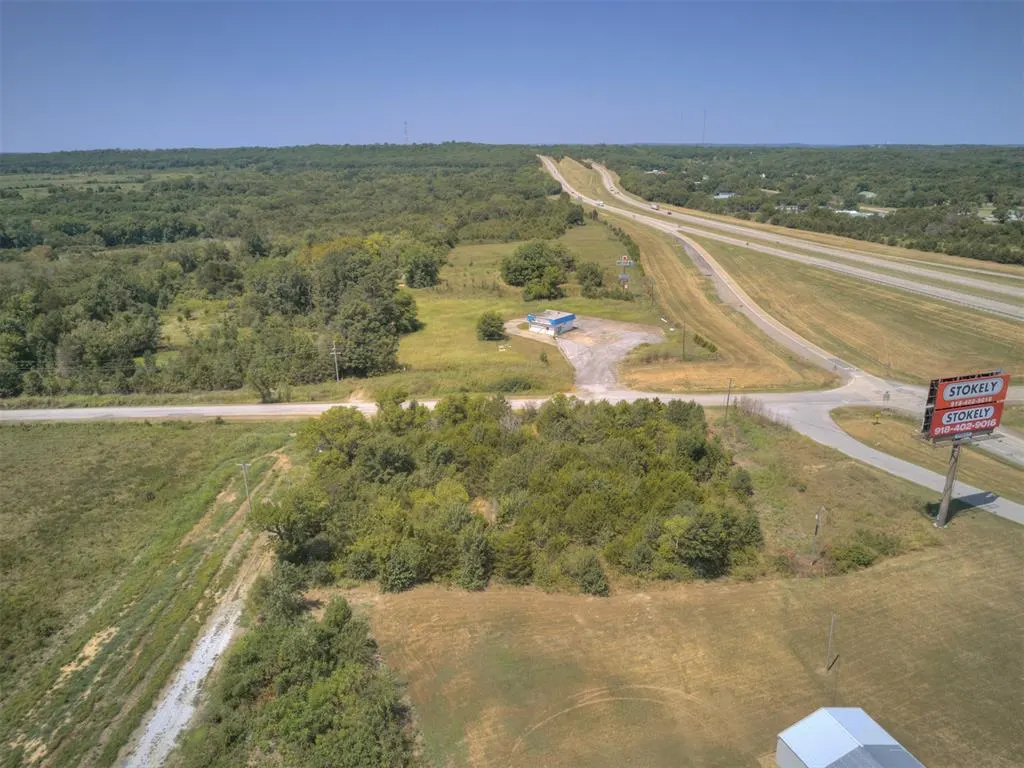 Photo 6 — 0000 Bryant at Leonard, Henryetta, OK 74437