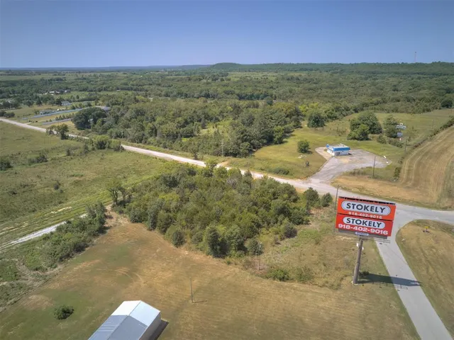 Photo 7 — 0000 Bryant at Leonard, Henryetta, OK 74437
