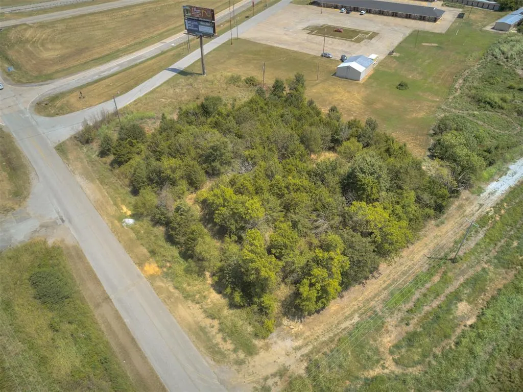 Photo 10 — 0000 Bryant at Leonard, Henryetta, OK 74437