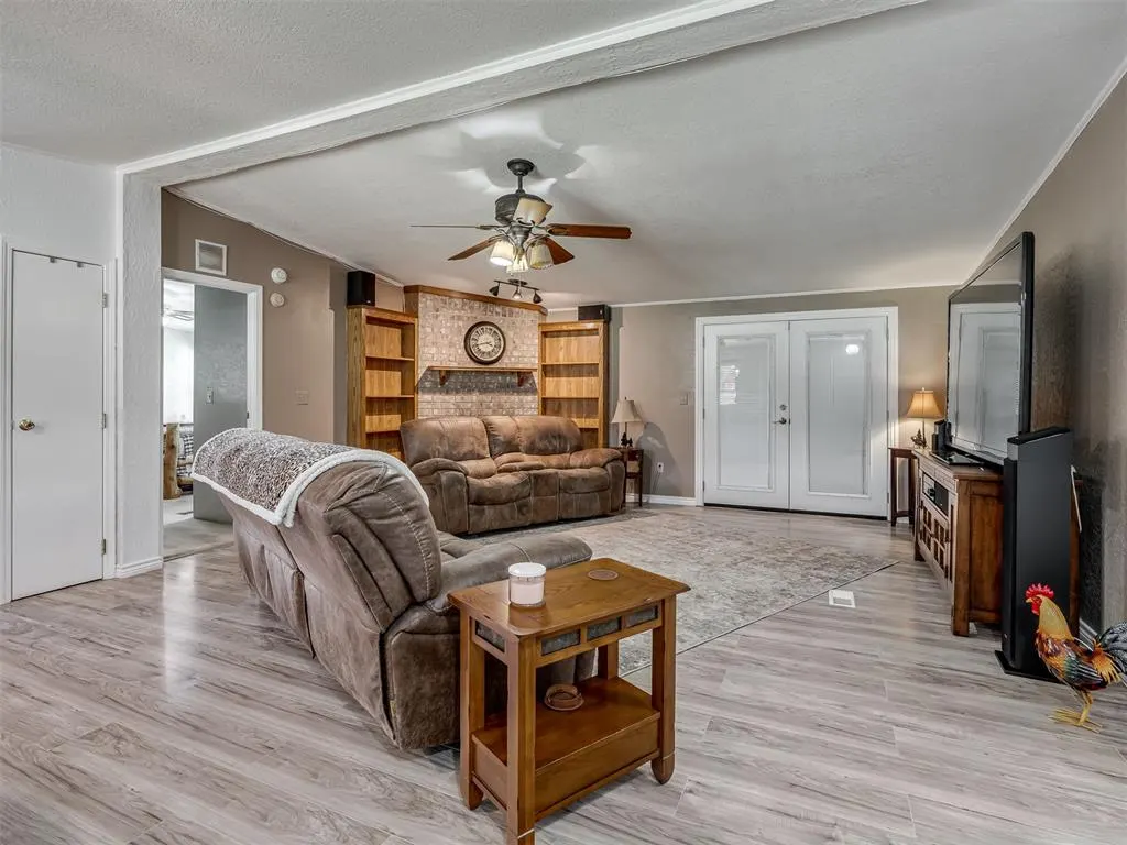 Photo 8 — 10321 SE 160th Street, Oklahoma City, OK 73165