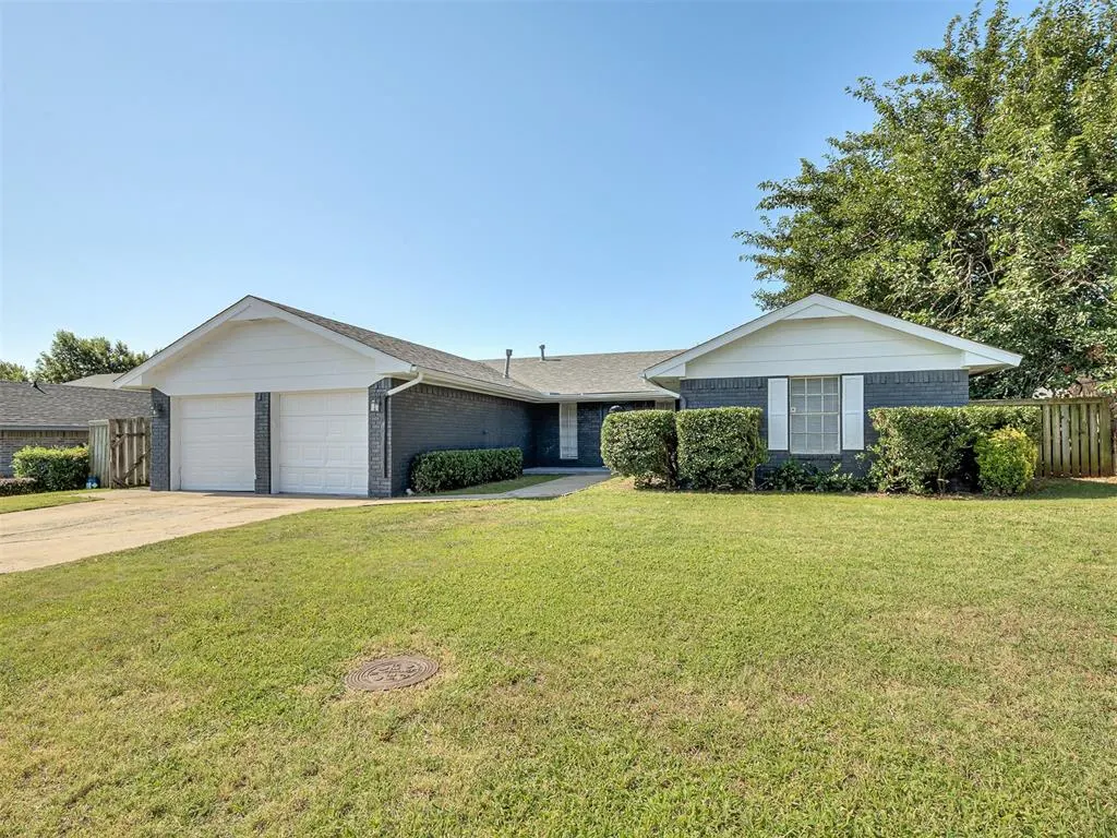 Front exterior — 509 SW 25th Place, El Reno, OK 73036