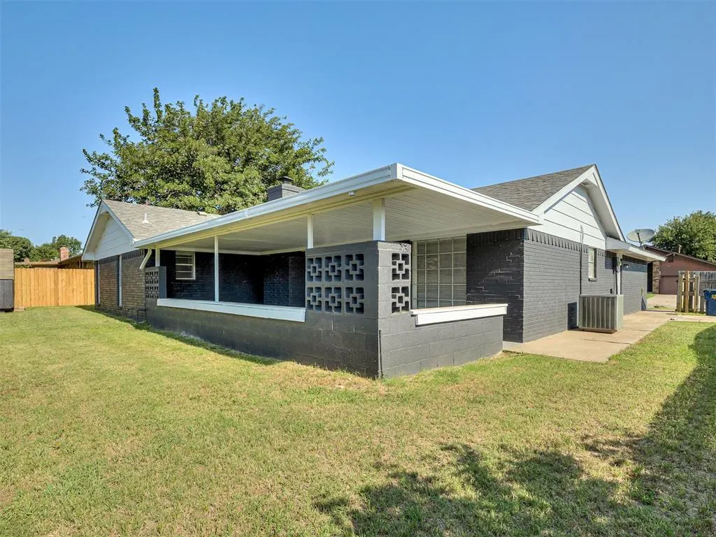 Photo 33 — 509 SW 25th Place, El Reno, OK 73036