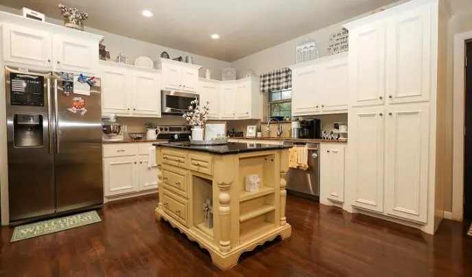 Photo 10 — 27059 Whispering Oaks Drive, Blanchard, OK 73010