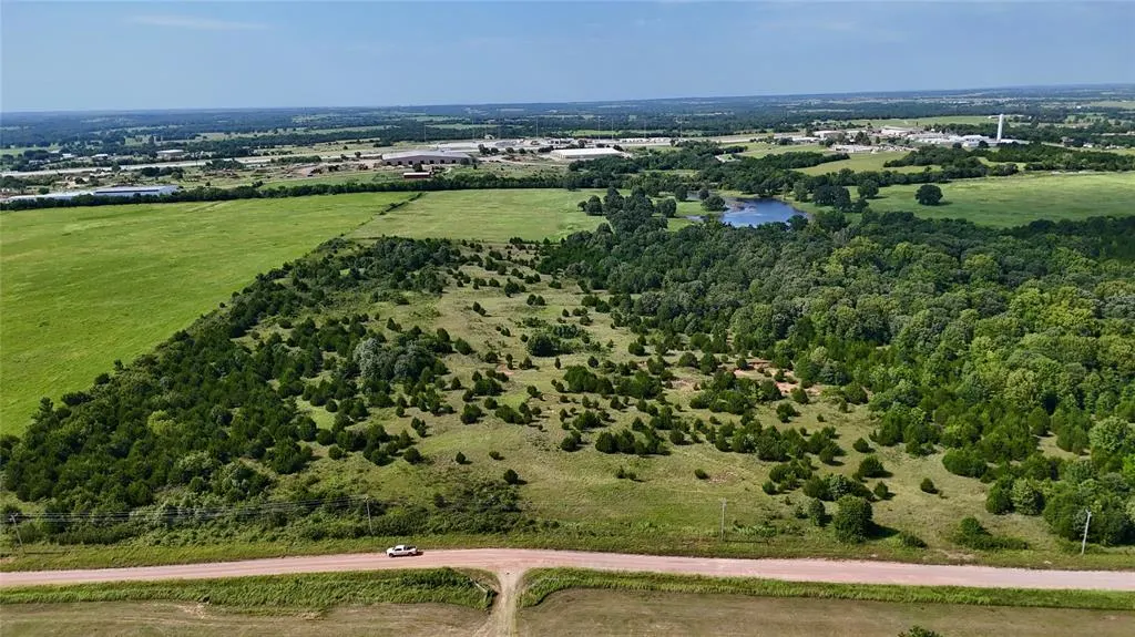Photo 4 — 4 E 880 Road, Stroud, OK 74079