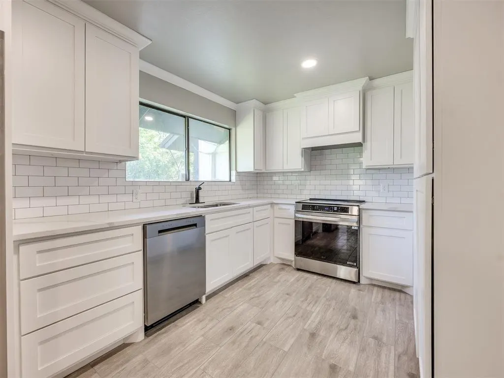 Photo 4 — 11609 Twisted Oak Road, Oklahoma City, OK 73120