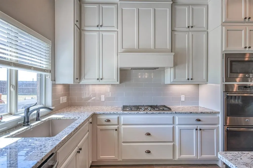 Photo 14 — 31814 Landrun Avenue, Norman, OK 73072