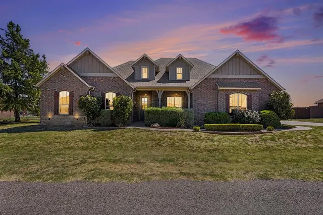 Photo 2 — 31814 Landrun Avenue, Norman, OK 73072