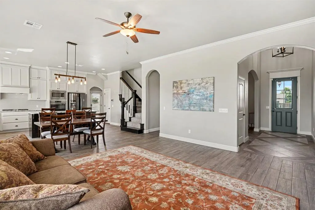 Photo 9 — 31814 Landrun Avenue, Norman, OK 73072