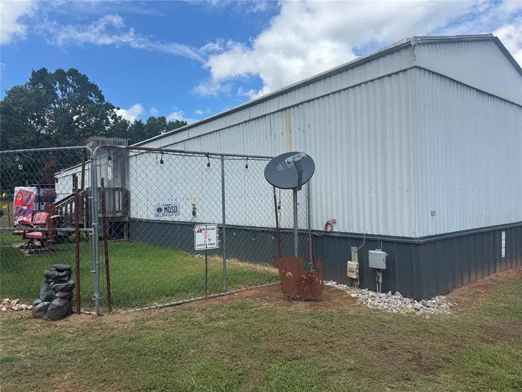 Photo 9 — 19751 Maguire Road, Noble, OK 73068