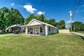 Sold home at 408 N 5th Avenue