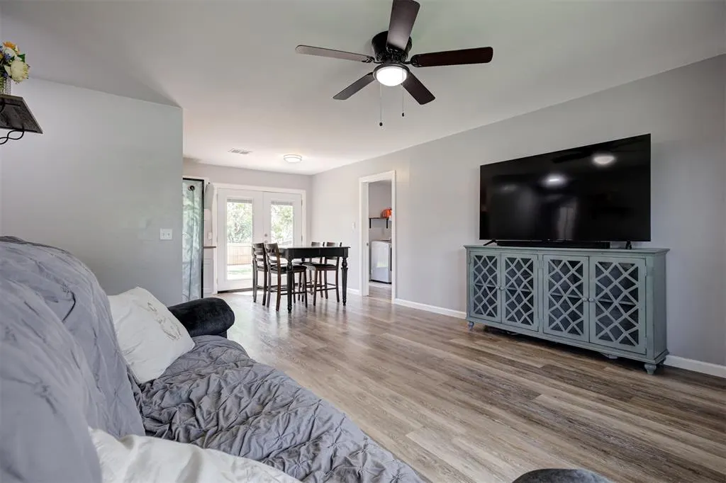 Photo 8 — 2605 Yorkshire Avenue, Oklahoma City, OK 73160