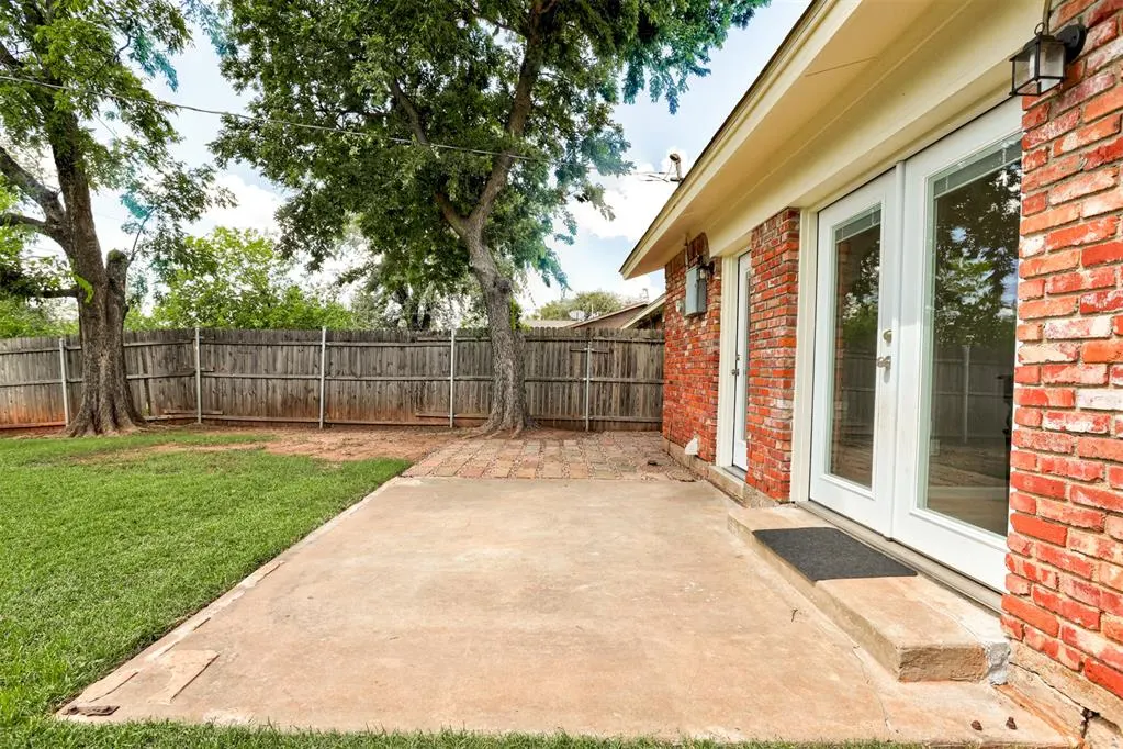 Photo 30 — 2605 Yorkshire Avenue, Oklahoma City, OK 73160