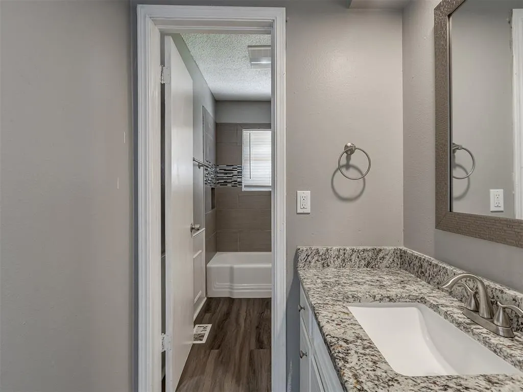 Photo 22 — 5714 N Meridian Avenue, Oklahoma City, OK 73112