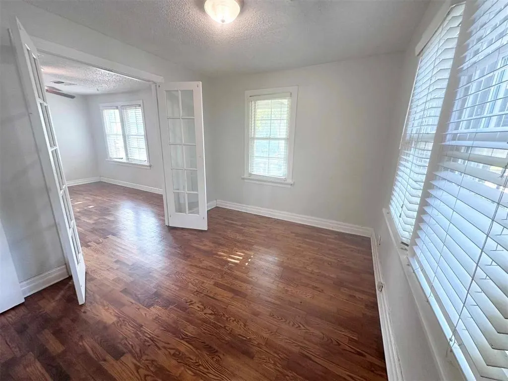 Photo 10 — 4605 N Hammond Avenue, Bethany, OK 73008