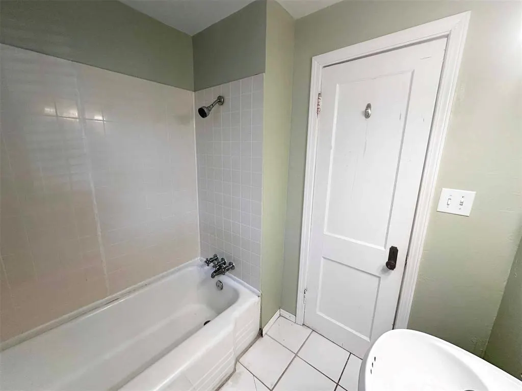 Photo 13 — 4605 N Hammond Avenue, Bethany, OK 73008