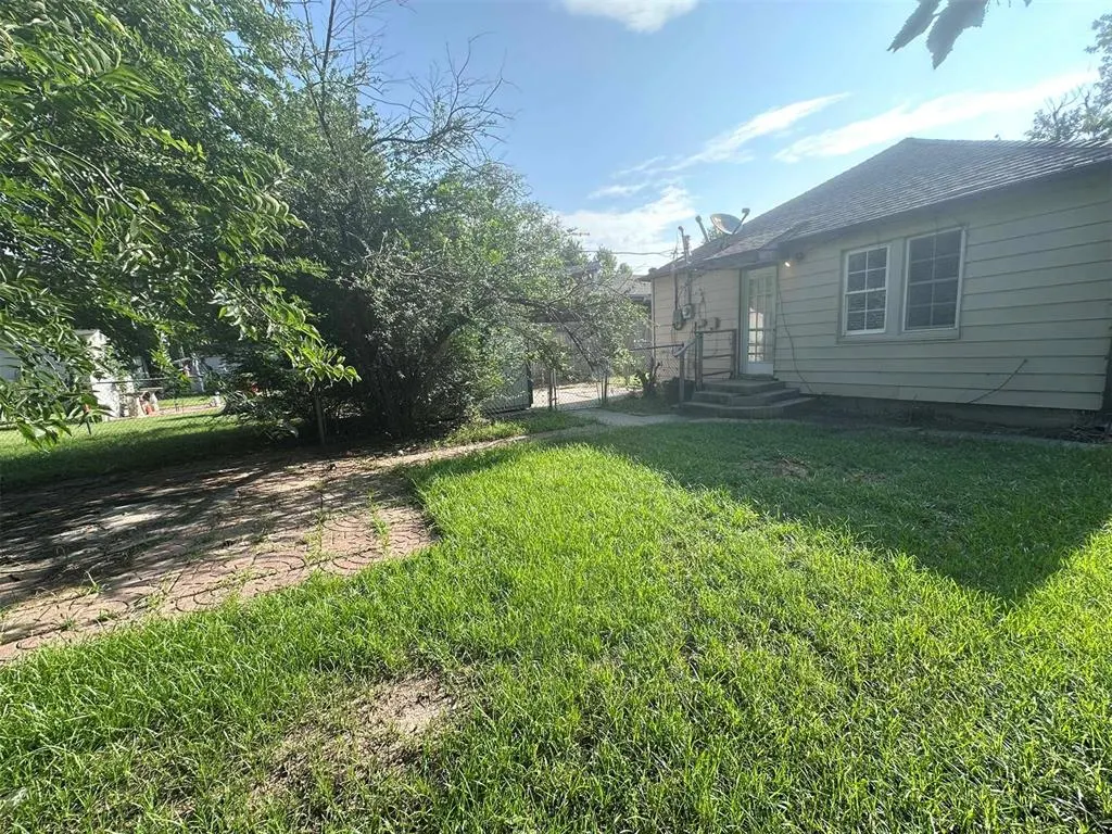 Photo 21 — 4605 N Hammond Avenue, Bethany, OK 73008